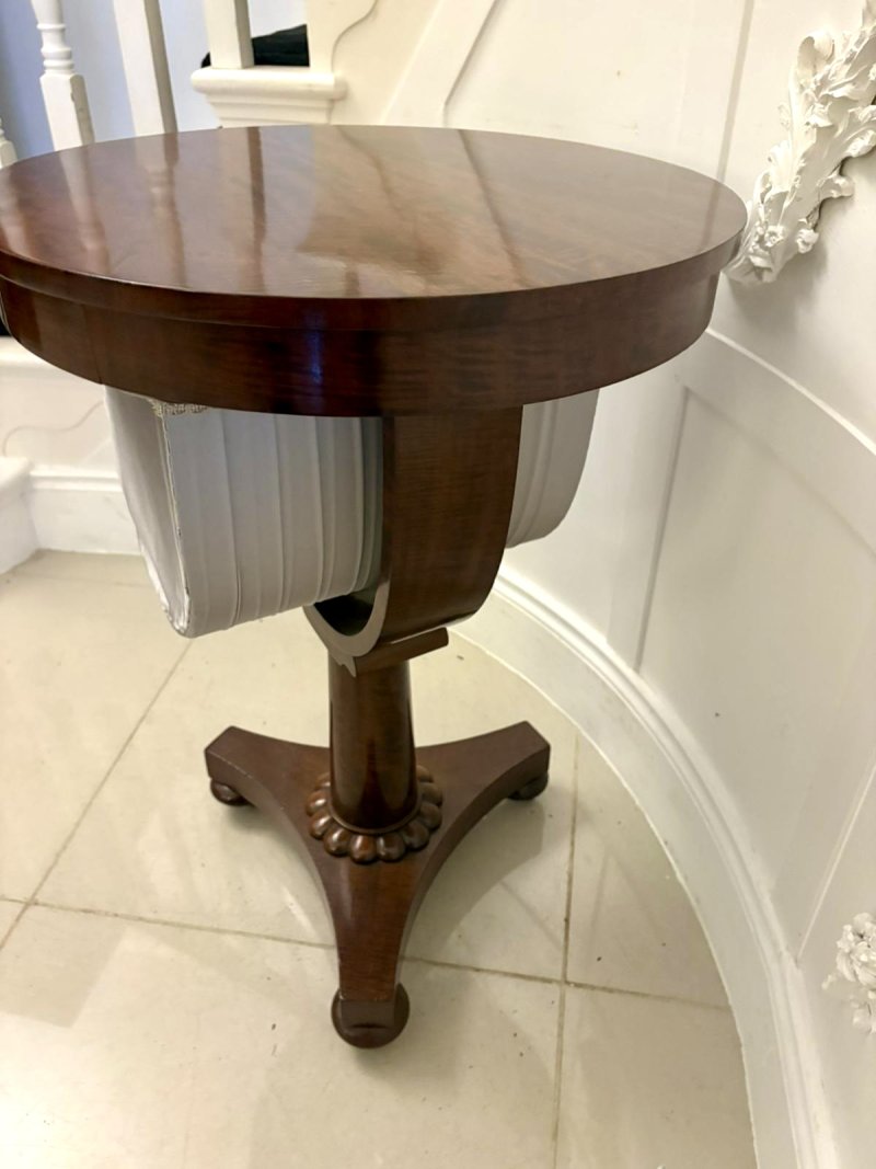 Antique Victorian Quality Mahogany Circular Sewing / Lamp Table